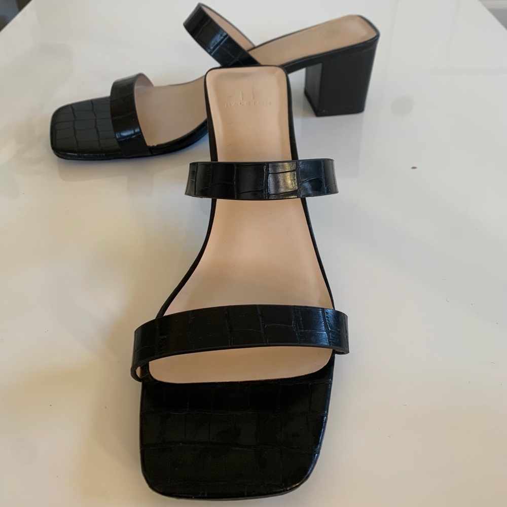 Crocodile heels